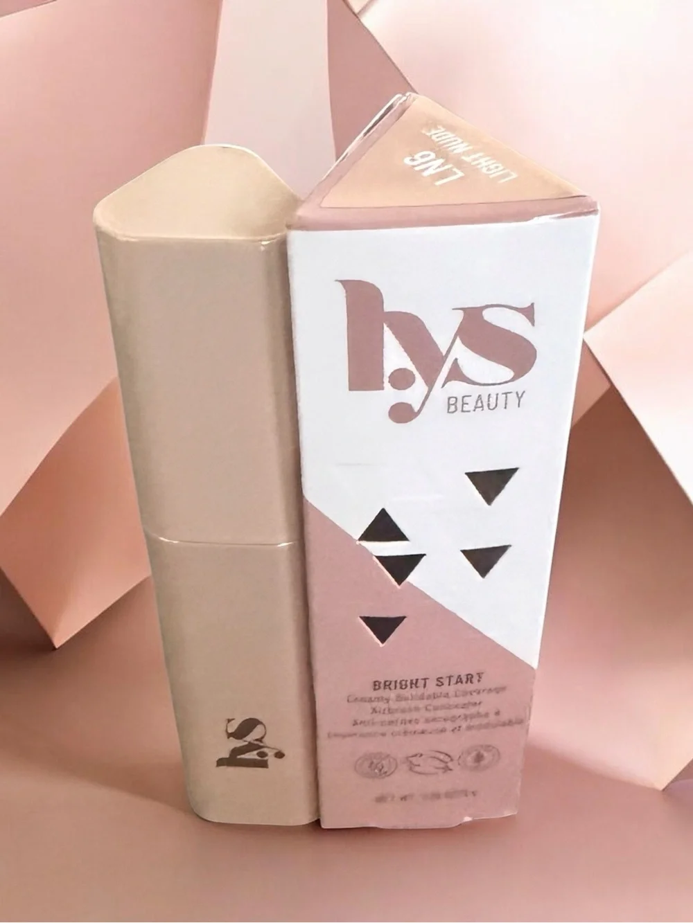 LYS Beauty Bright Start Creamy Airbrush Concealer LN6 Light Nude .18OZ/5g